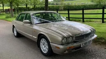 Jaguar XJ Sovereign LWB Side view