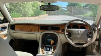 Jaguar XJ Sovereign LWB