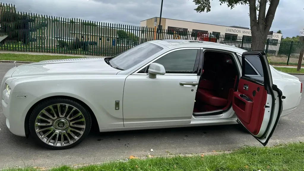 RR Wedding Car