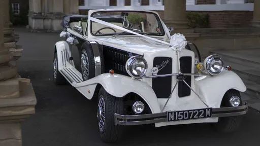 Beauford Convertible