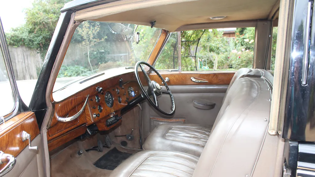 Rolls-Royce Silver Wraith