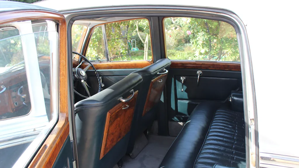 Rolls-Royce Silver Dawn