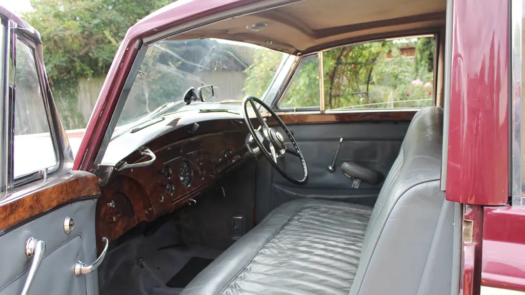 Rolls-Royce Silver Wraith