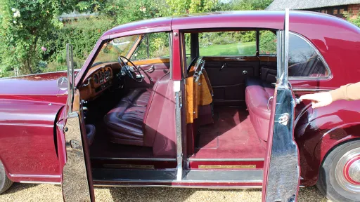 Rolls-Royce Phantom V Sedanca
