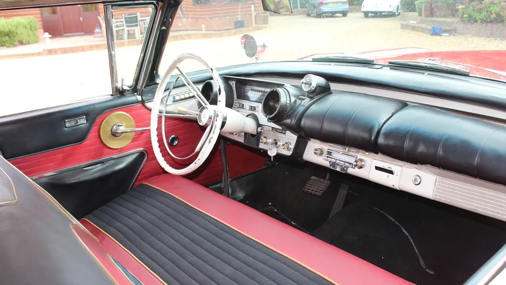 Ford Mercury Turnpike Cruiser