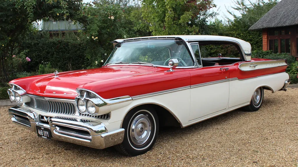 Ford Mercury Turnpike Cruiser