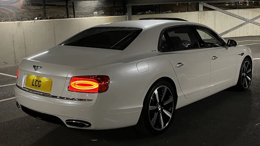 Bentley Flying Spur 6L W12 Mulliner
