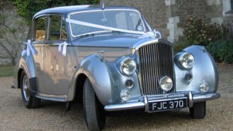 Bentley ‘R’ Type wedding car for hire in Reigate, Surrey