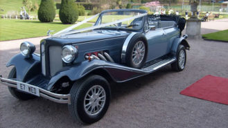 Beauford Convertible wedding car for hire in Hemel Hempstead, Hertfordshire