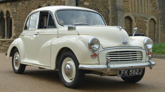 Morris Minor Saloon wedding car for hire in Leicester, Leicestershire