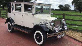 Imperial Viscount Landaulette wedding car for hire in Hemel Hempstead, Hertfordshire
